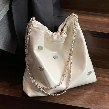 Чантата е с голям капацитет, новост 2023 г., дамски модни лесна чанта за крайградски пътувания, чанта-месинджър, преносима малка чанта през рамо